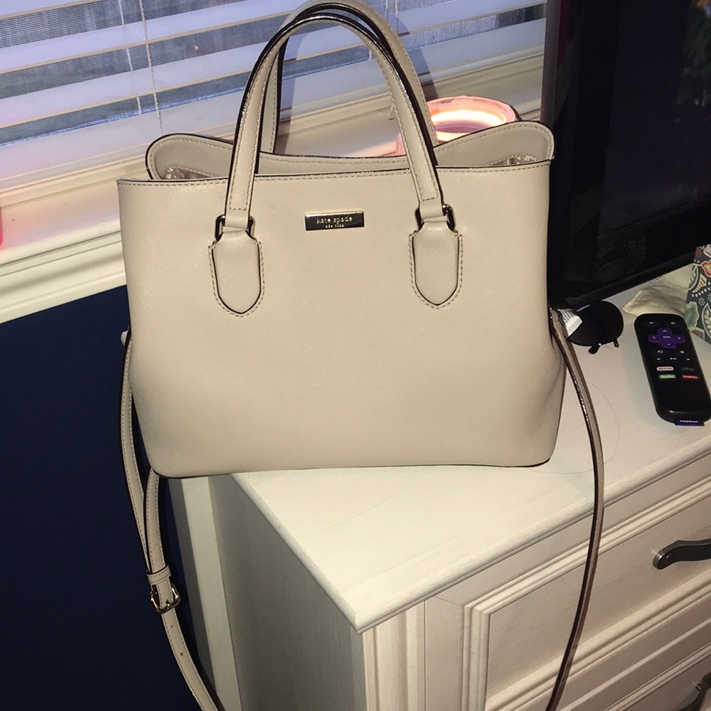 Kate Spade Purse - Picture 2 of 6
